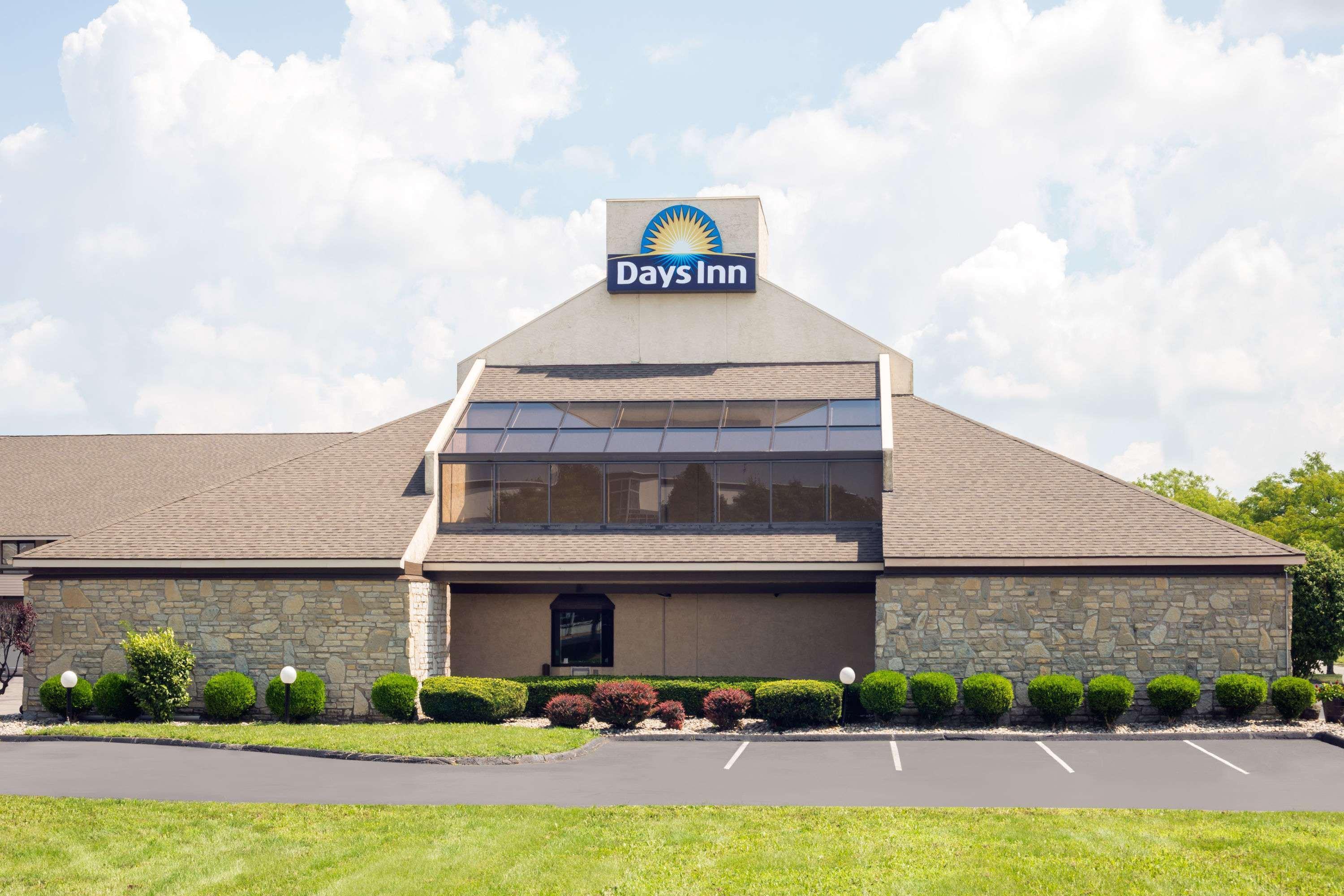 Days Inn By Wyndham Maumee/Toledo Exteriör bild